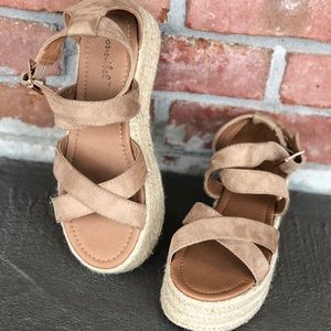 Tan espadrille sandals